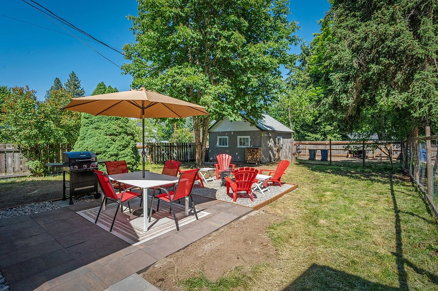 Outdoor Seating area
