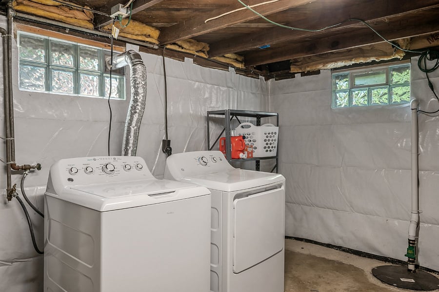 Washer/Dryer in Basement