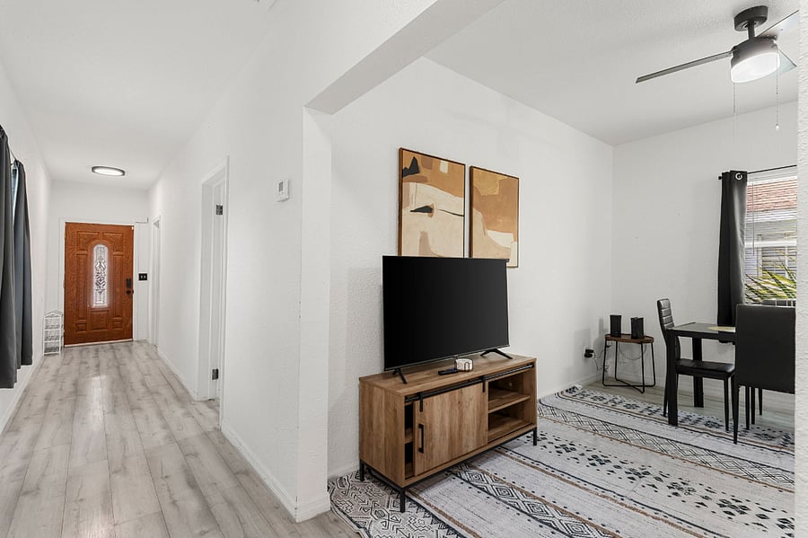 Furnished Finder property 731758_1 photo 6