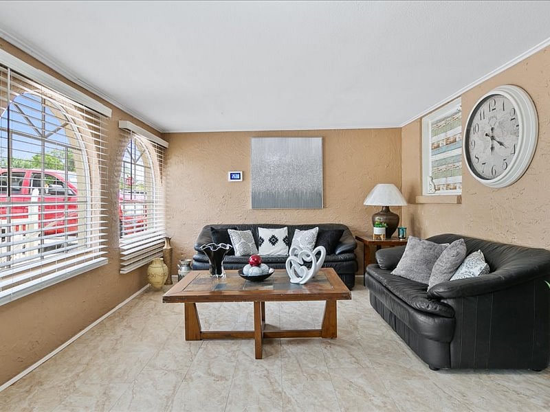 Furnished Finder property 731846_1 photo 4