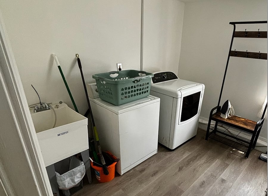 Laundry area
