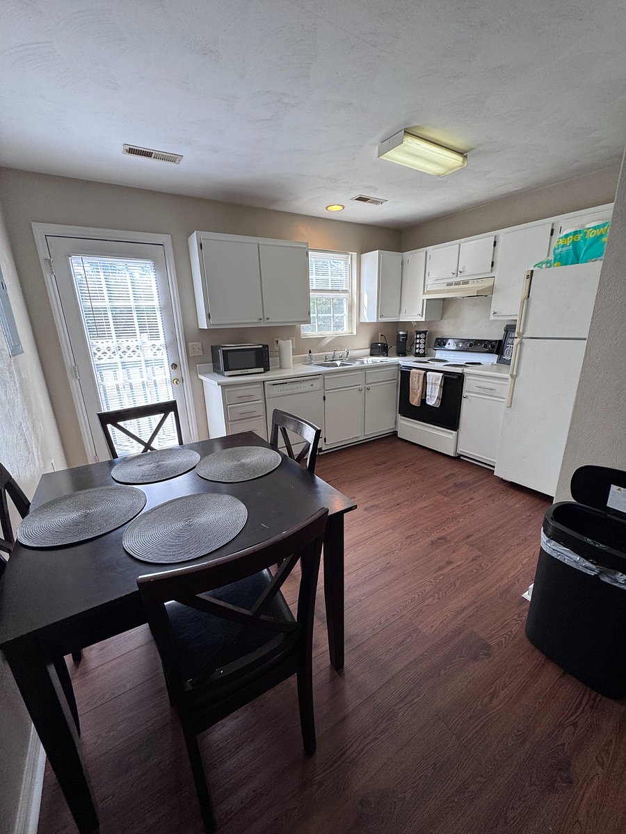Furnished Finder property 731980_2 photo 7