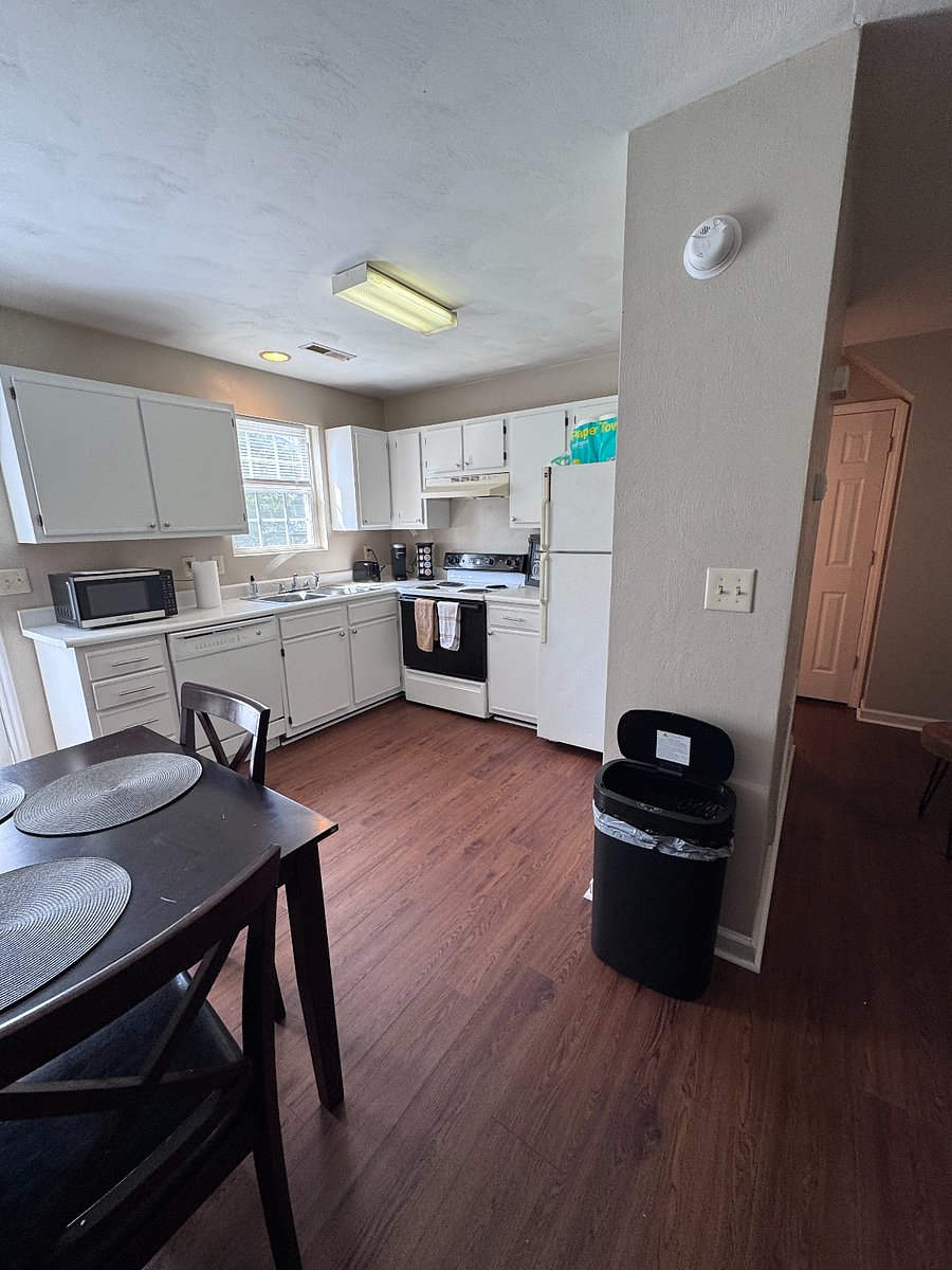 Furnished Finder property 731980_3 photo 12