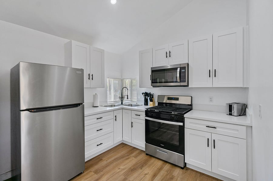 Furnished Finder property 732023_1 photo 4