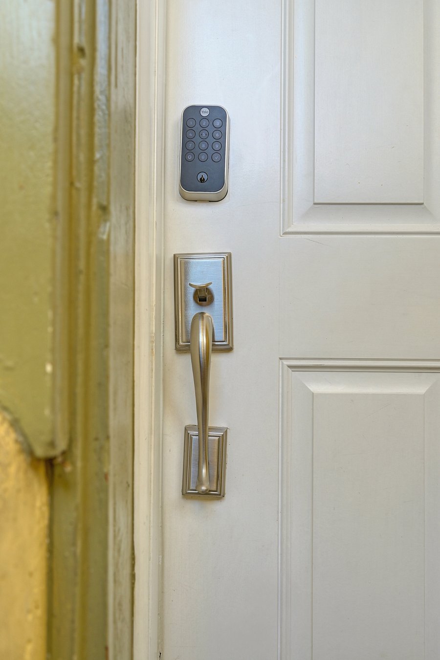 Enjoy seamless access with our self-check-in smart lock, allowing you to arrive at your convenience. No need to worry about keyssimply use your code to unlock the door and settle in effortlessly, making your stay as easy and stress-free as possible.
