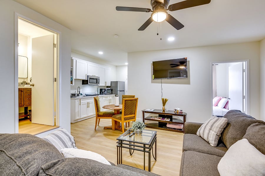 Furnished Finder property 732148_2 photo 9