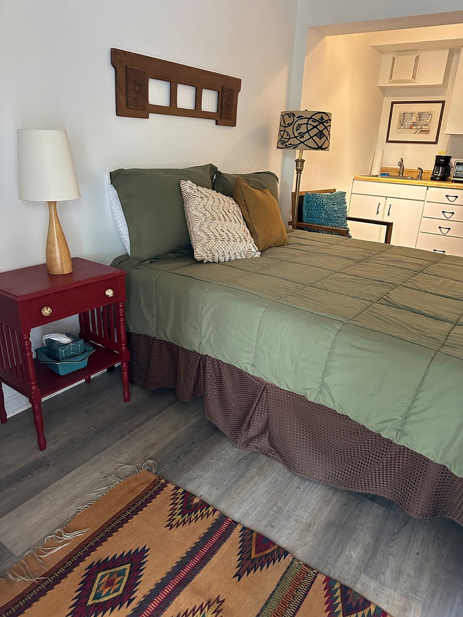 Furnished Finder property 732225_1 photo 3