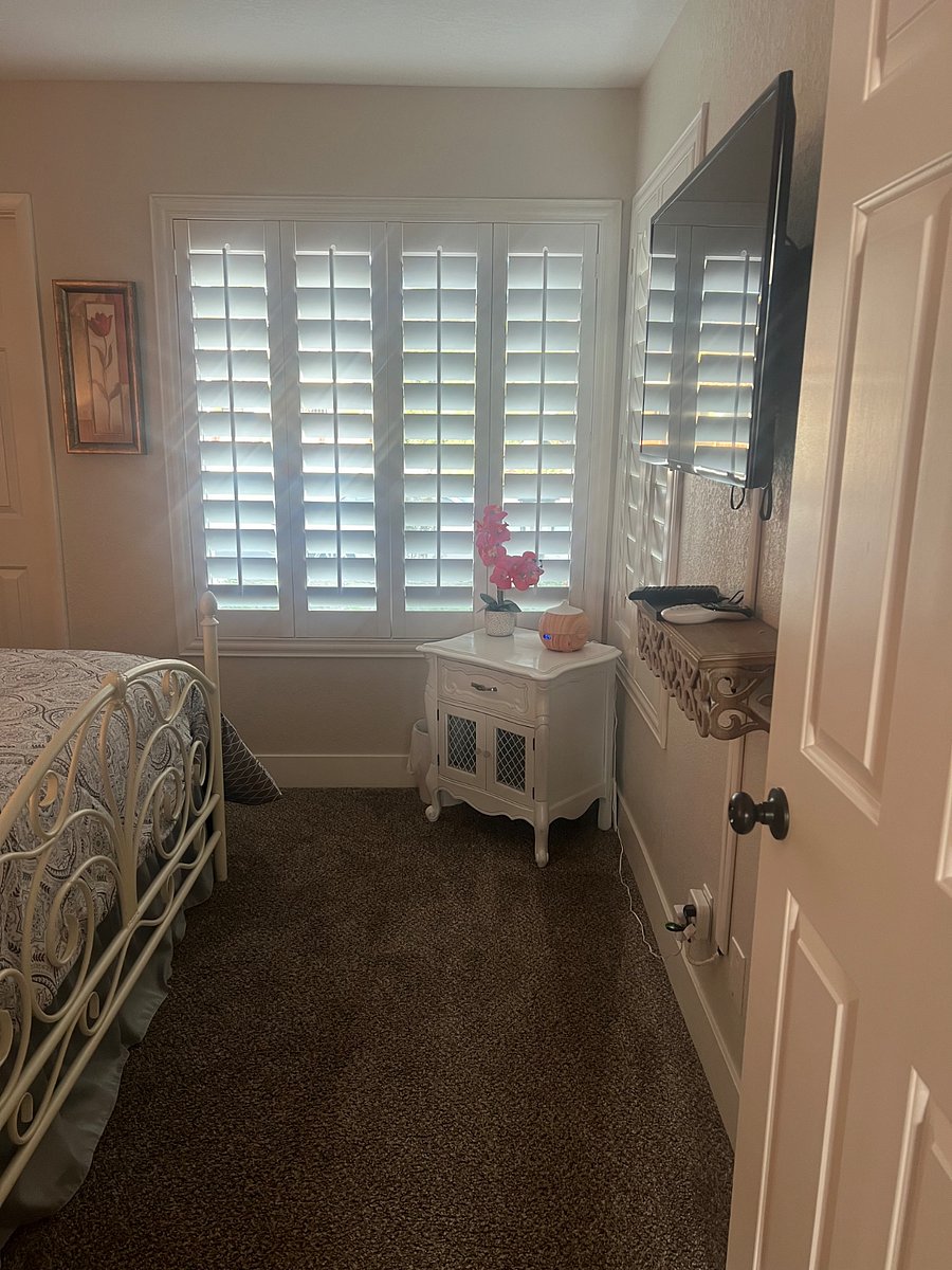 Private downstaris bedroom