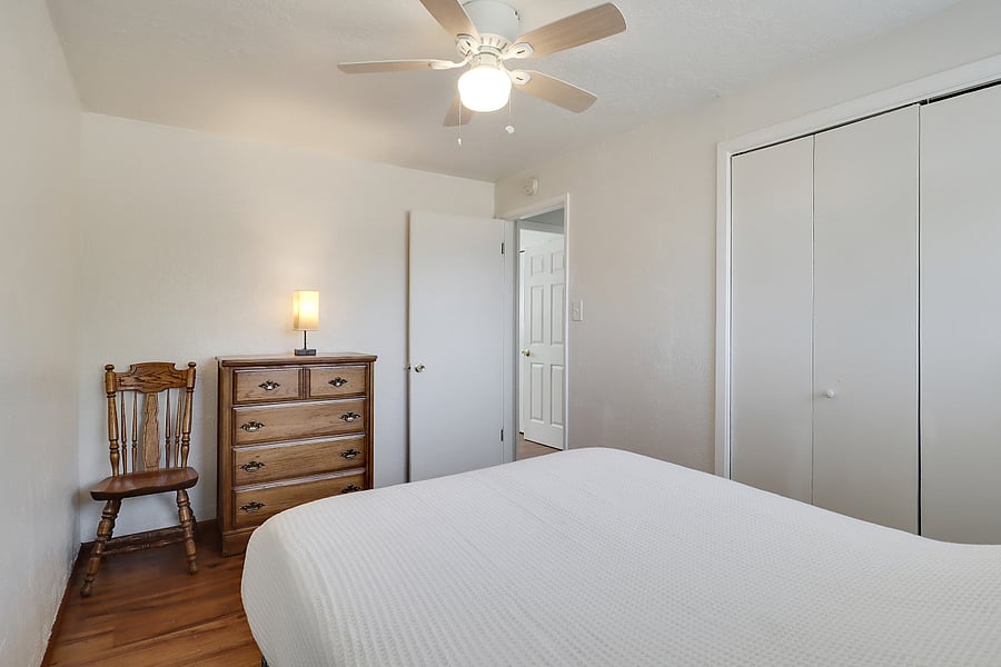 Bedroom 3 Full Bed