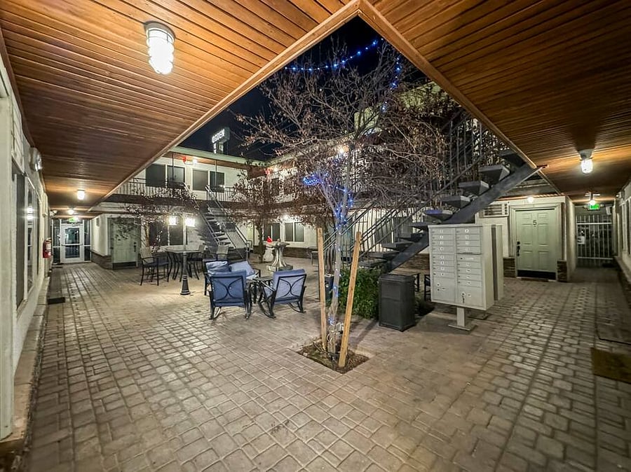 Furnished Finder property 732251_1 photo 40