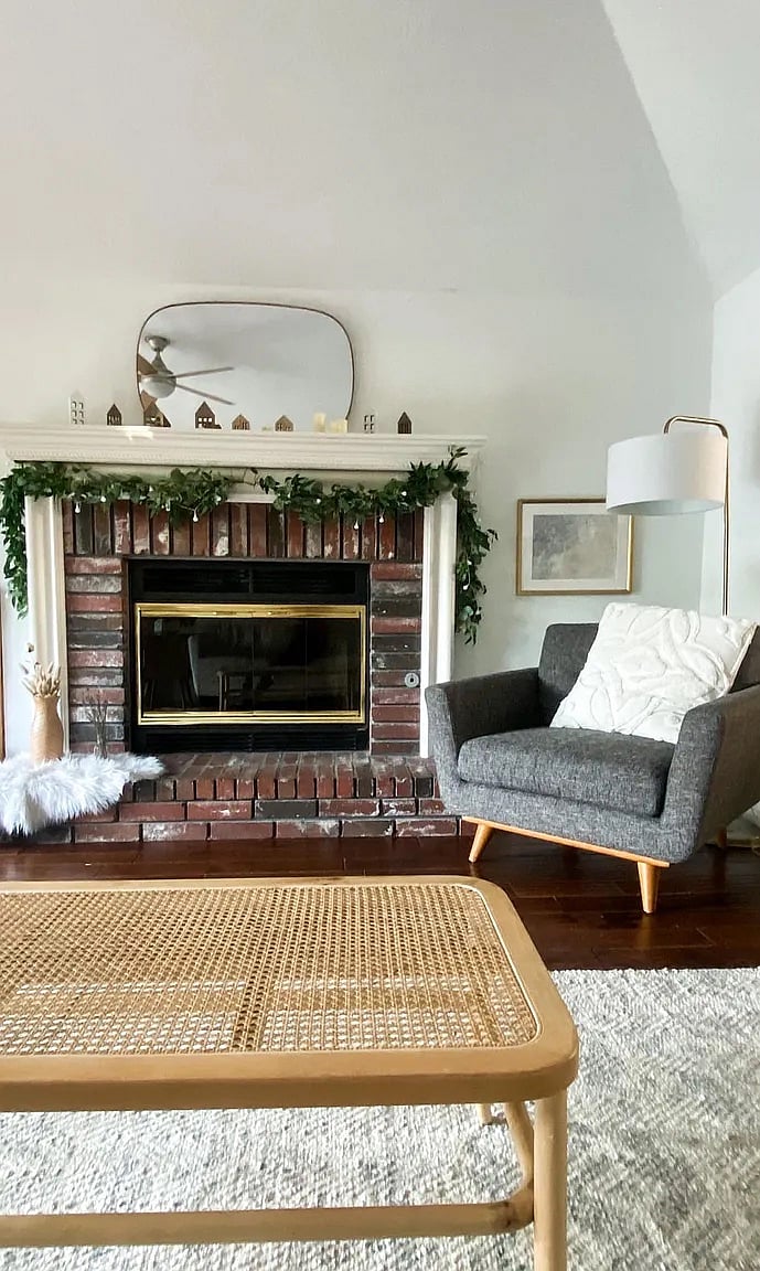 Working fire place.