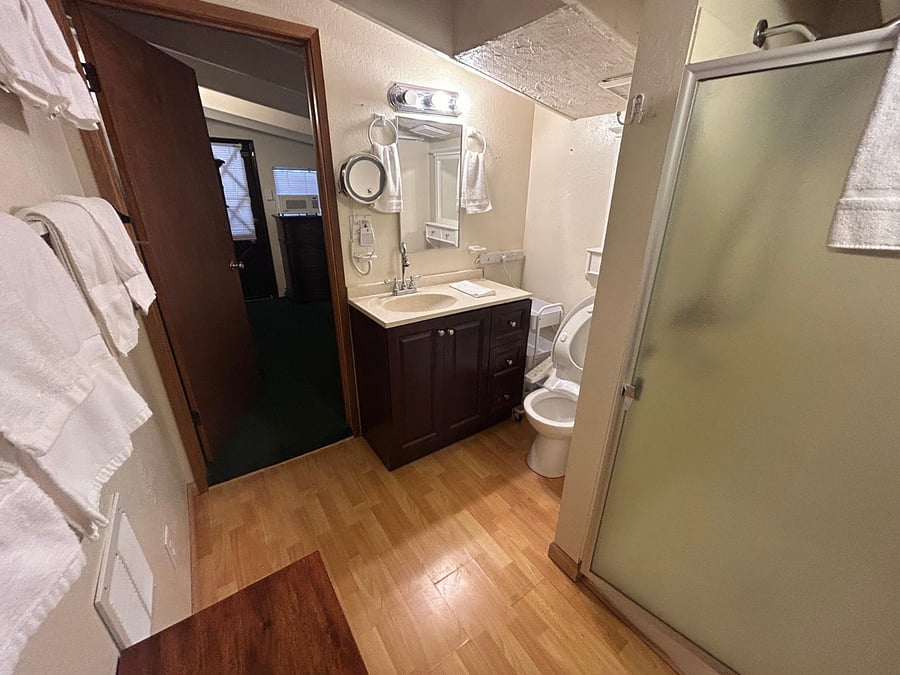 Furnished Finder property 732557_11 photo 7
