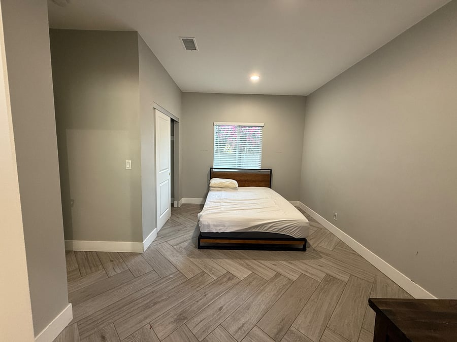 Furnished Finder property 732564_3 photo 5