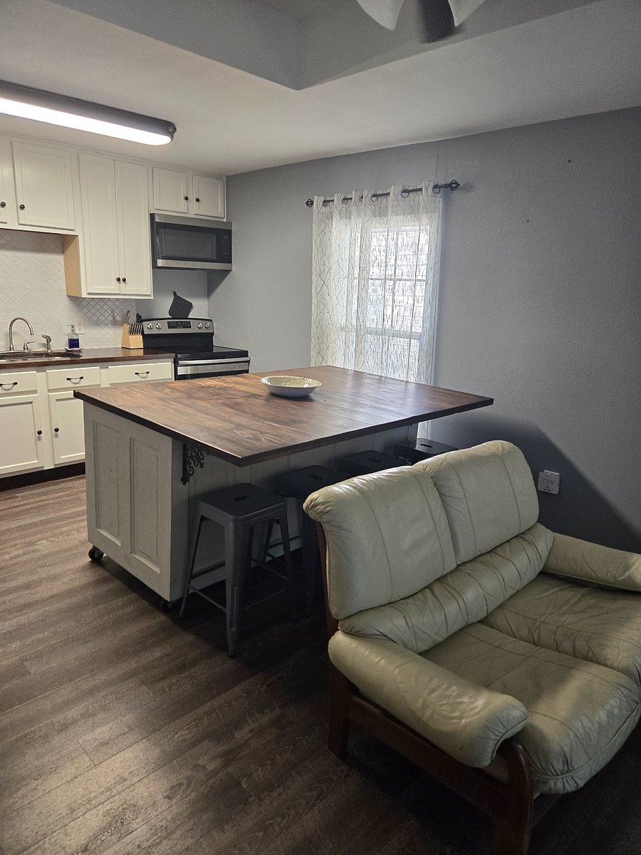 Furnished Finder property 732600_1 photo 6