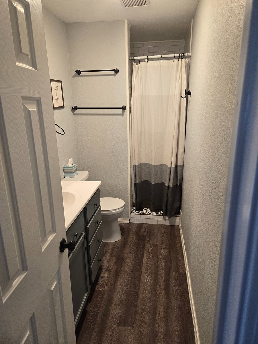 Furnished Finder property 732600_1 photo 15
