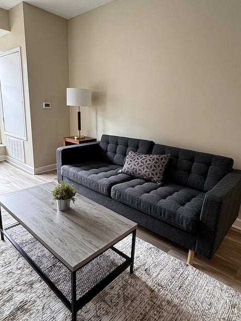 Furnished Finder property 732601_1 photo 4
