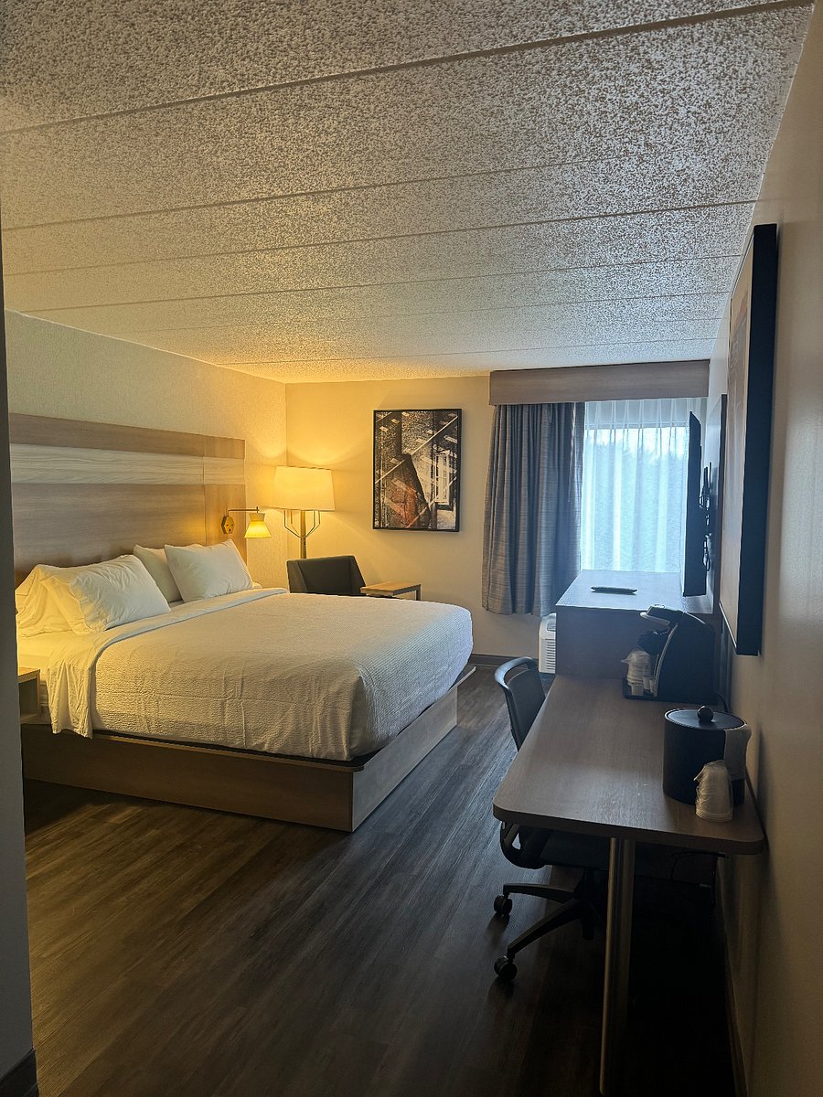 Well-appointed and contemporary designed guest rooms!