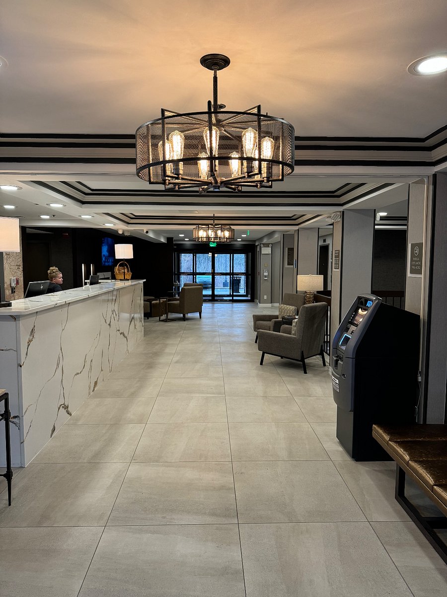 Spacious, welcoming lobby!