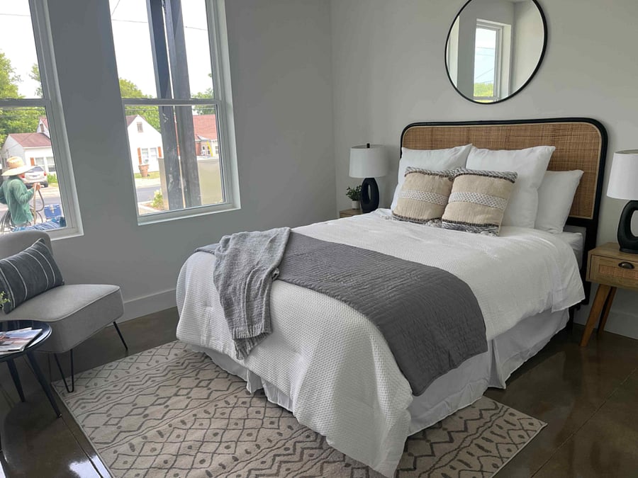 Furnished Finder property 732660_1 photo 3