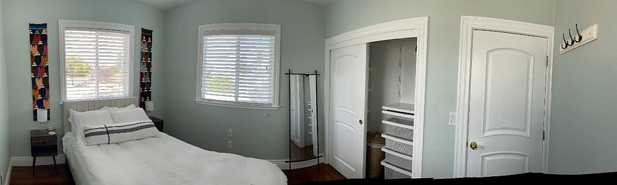 Bedroom 1 (green room)