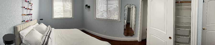 Bedroom 2 (blue room) - pano
