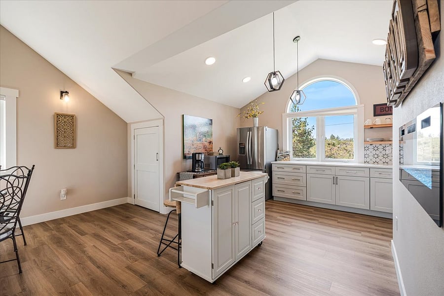 Furnished Finder property 732808_1 photo 9