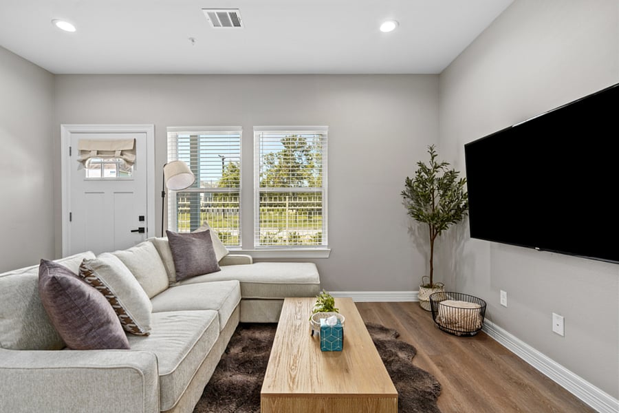 Furnished Finder property 732850_1 photo 4