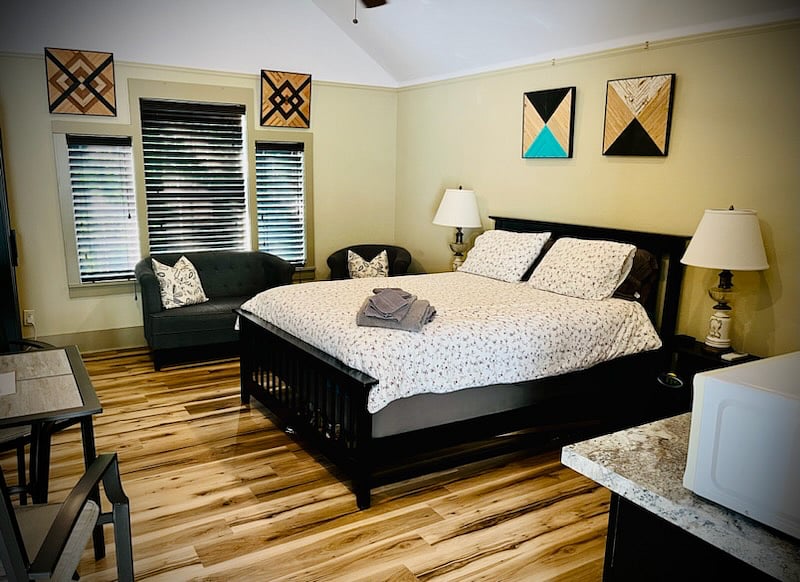 Furnished Finder property 732961_1 photo 3