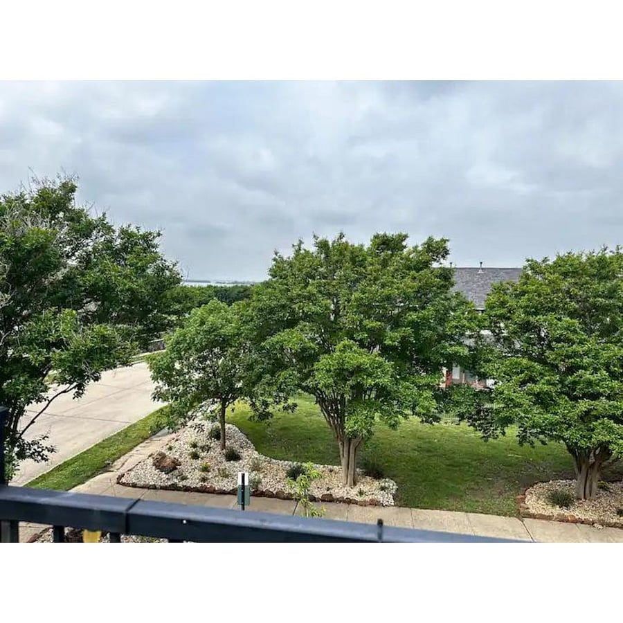Furnished Finder property 733000_1 photo 10