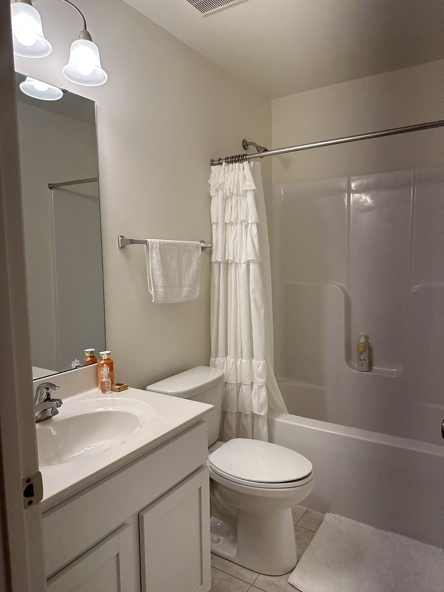 Furnished Finder property 733050_1 photo 9