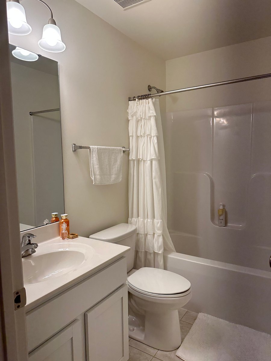 Furnished Finder property 733050_1 photo 15