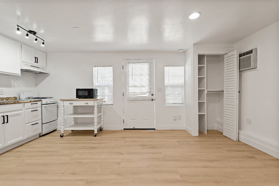 pre-furnished showing closet space