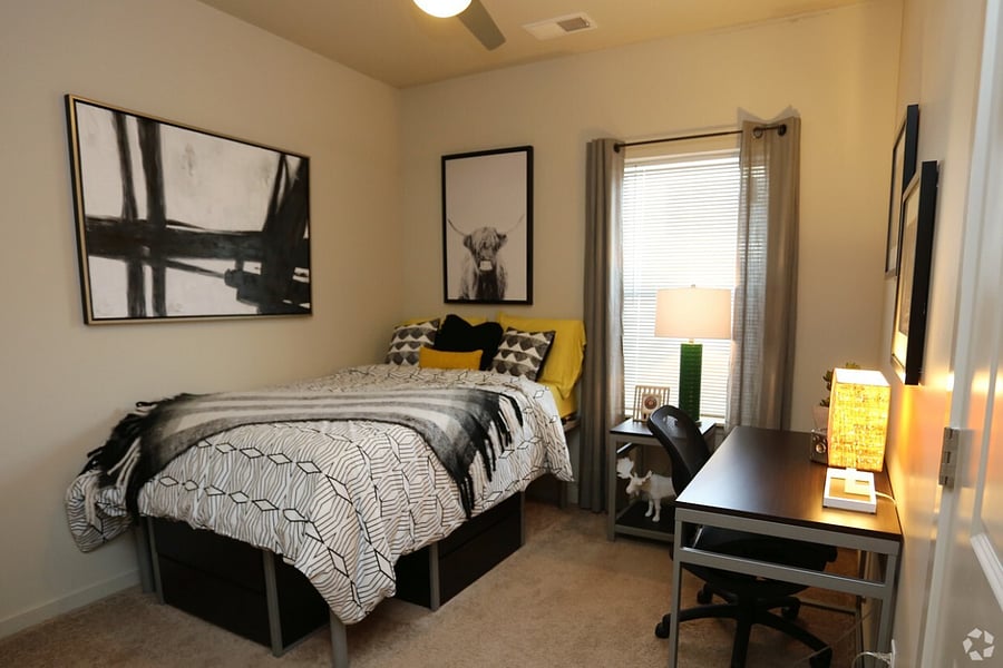 Furnished Finder property 733104_1 photo 16