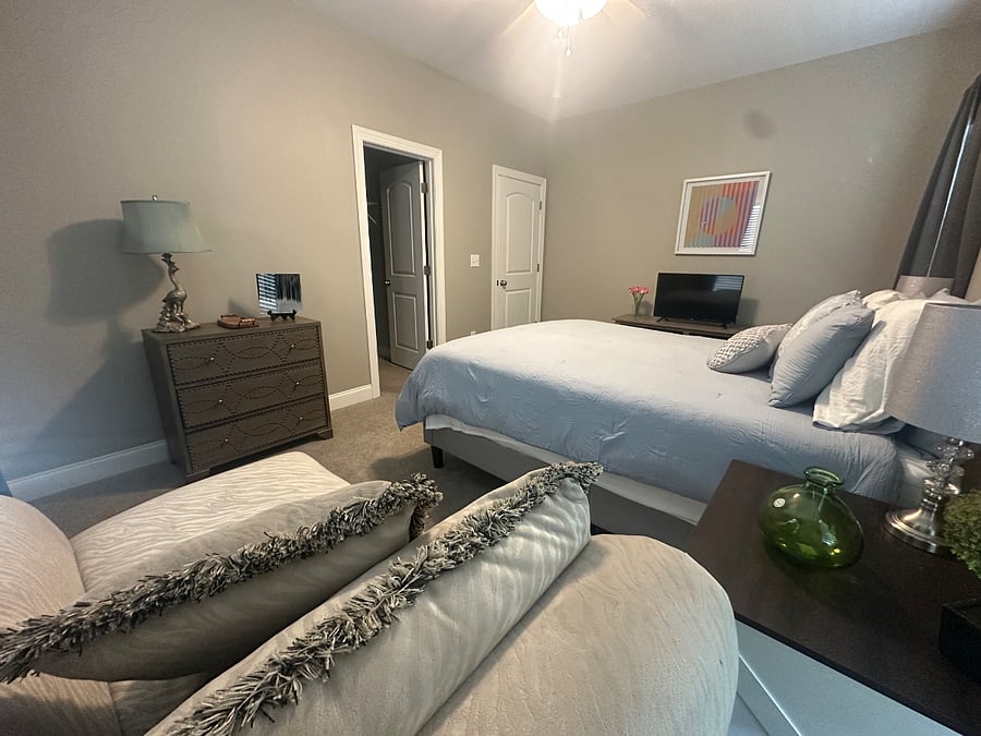 Furnished Finder property 733119_1 photo 16