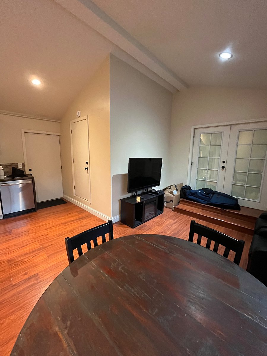 Furnished Finder property 733134_1 photo 3