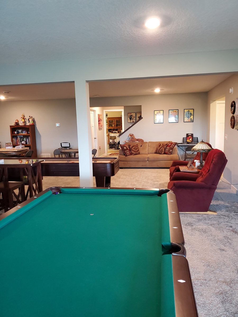 8ft pool table