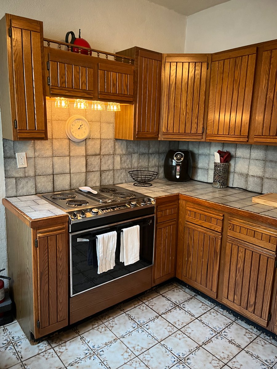 Kitchen stove, air fryer