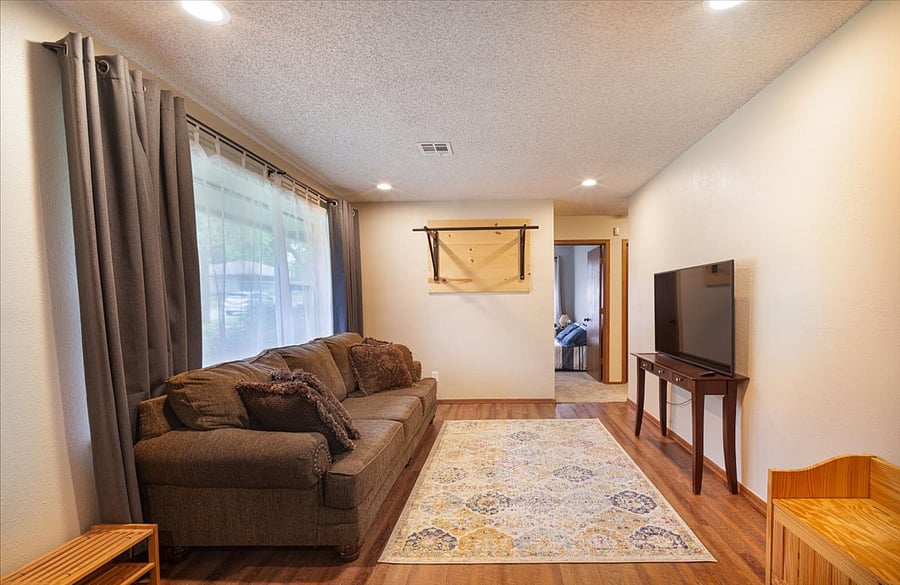 Furnished Finder property 733384_1 photo 3