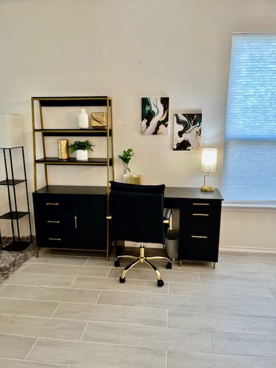 workspace in LR area