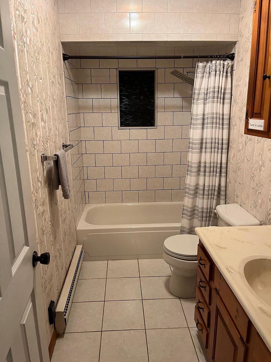 Downstairs BathroomBed