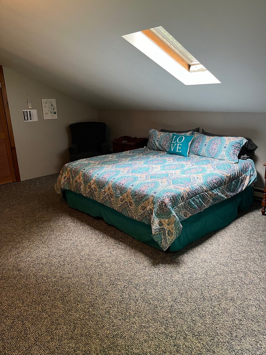 Bedroom1 (upstairs)