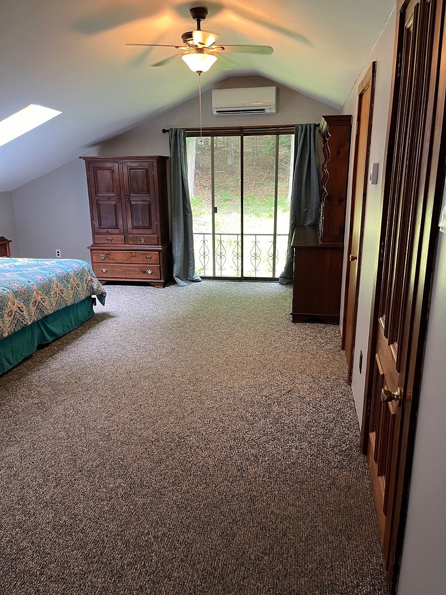 Bedroom 1 (upstairs)