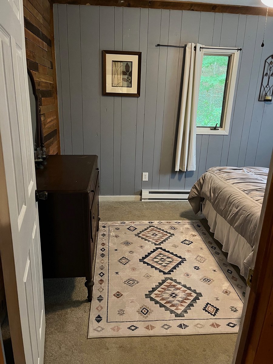 Bedroom 3 (downstairs)