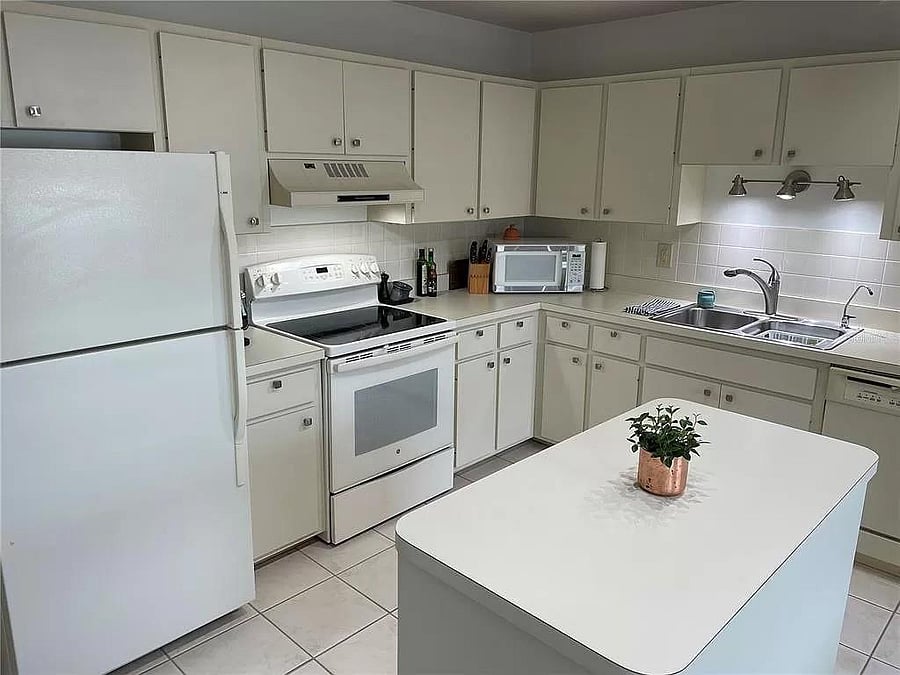 Furnished Finder property 733419_1 photo 5