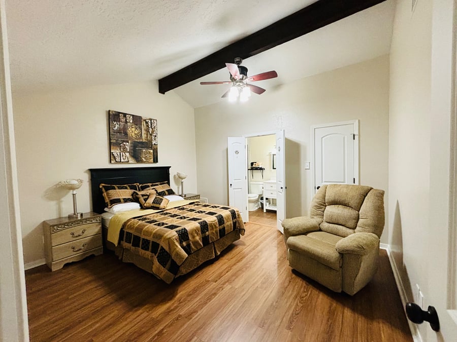 Furnished Finder property 733534_1 photo 1