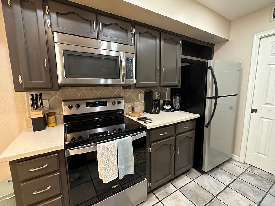 Fully equipped kitchen