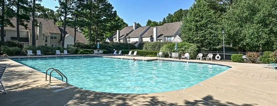 Community pool you can walk to.  Open till October 1st.

Neighborhood is walkable with benches, a gazebo and pool. 