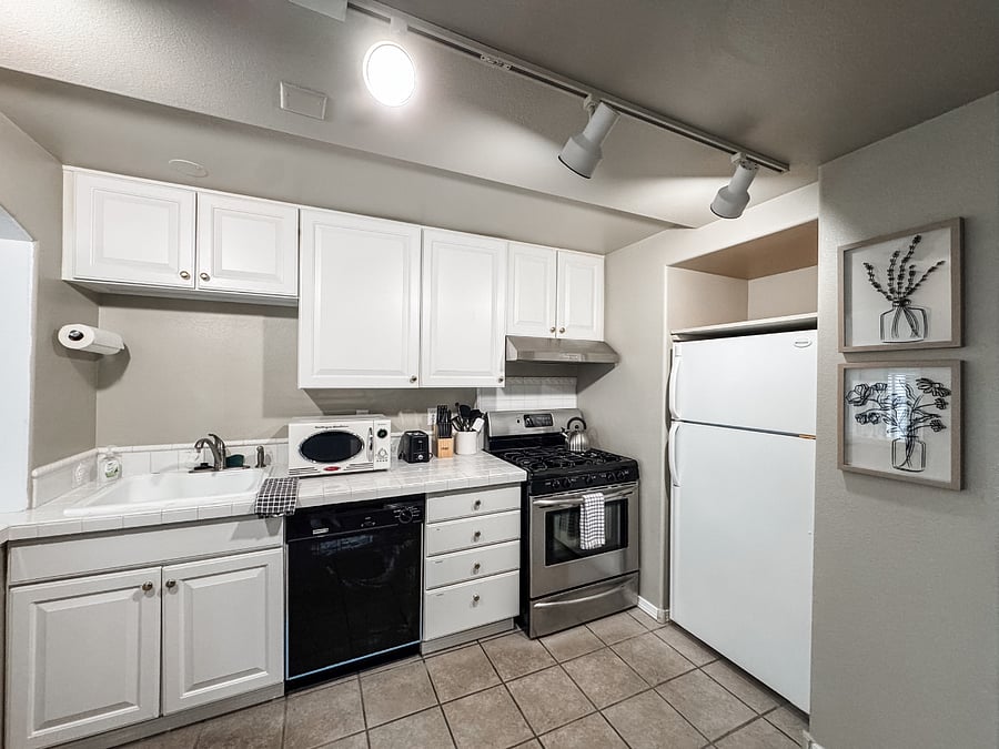 Furnished Finder property 733640_2 photo 4