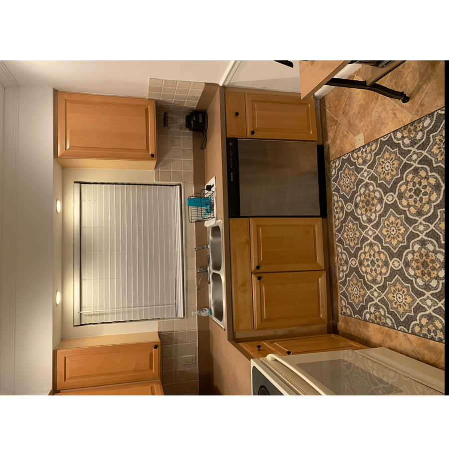 Furnished Finder property 733651_1 photo 3