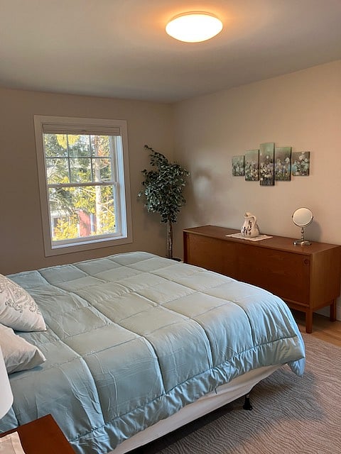 Upstairs king bedroom